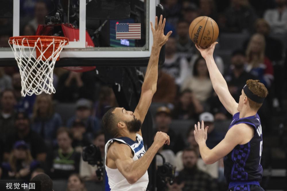 不断突破自 不断突破自